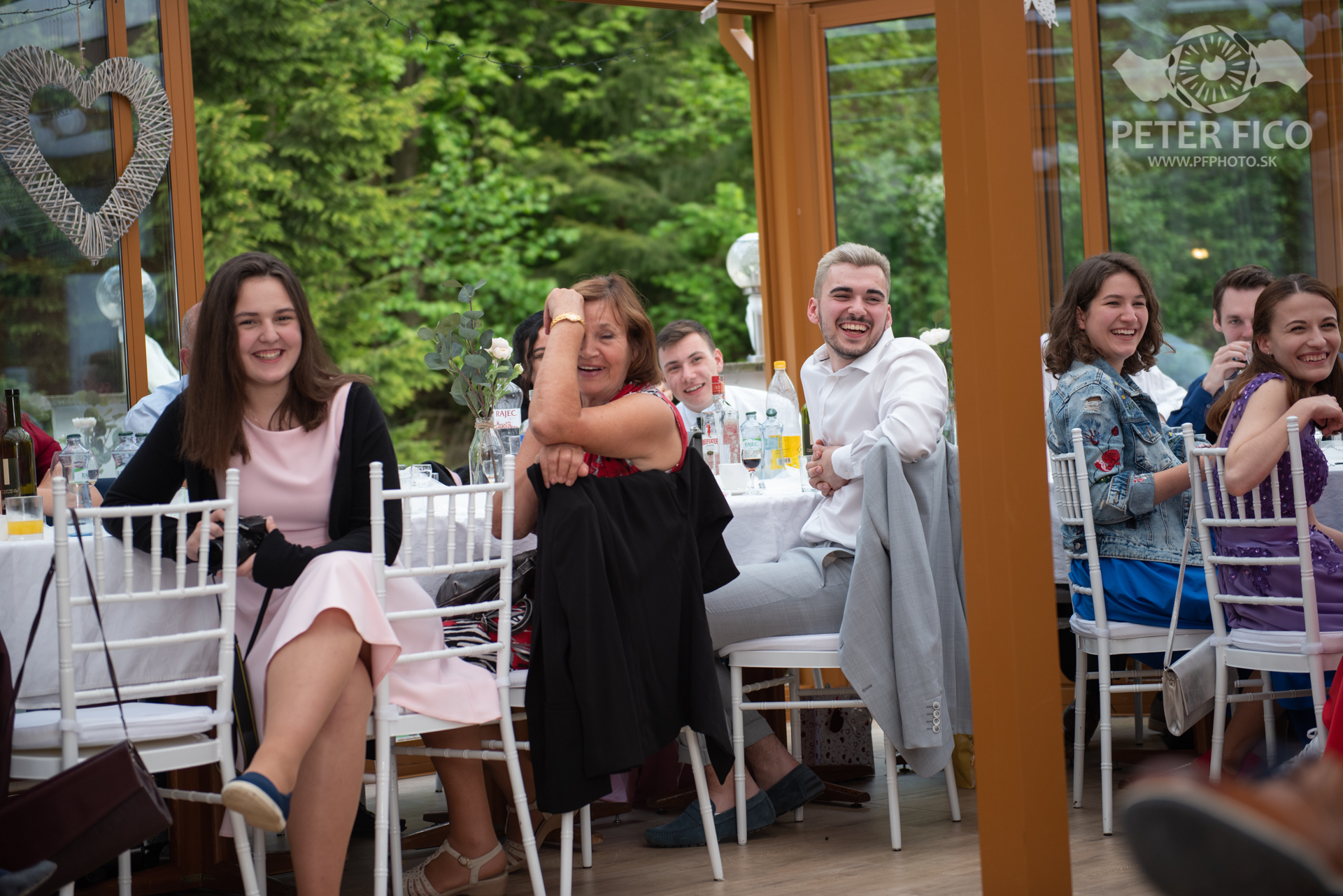 Krásne svadobné fotky s prírode. Peter Fico svadobný fotograf