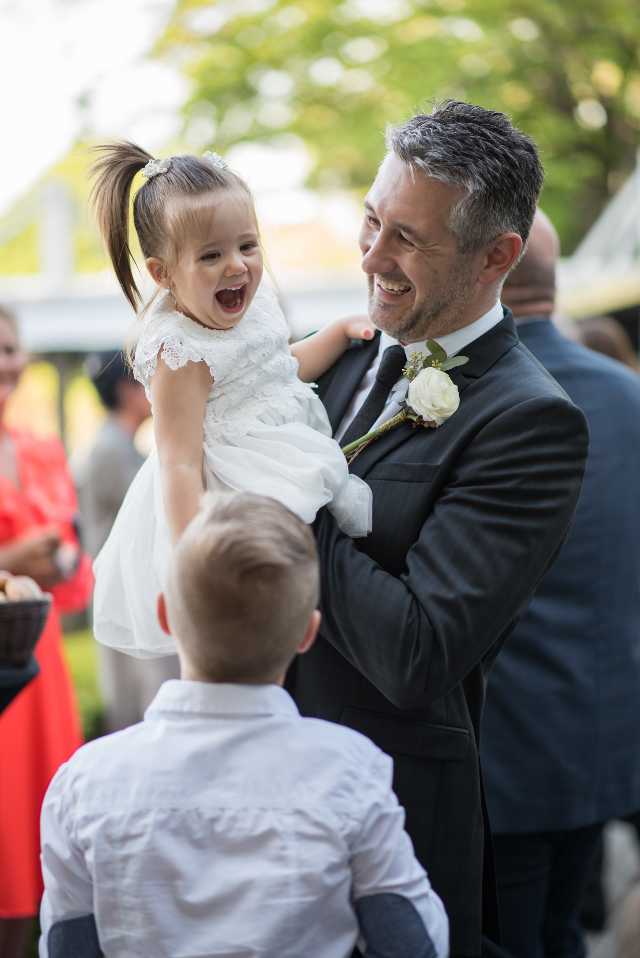 Krásne svadobné fotky v Bratislave. Peter Fico svadobný fotograf
