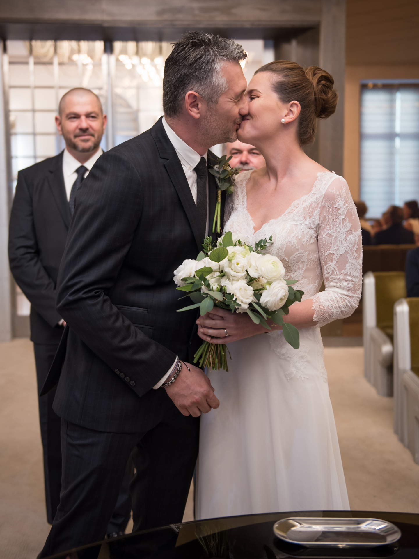 Krásne tsadobné fotky v Bratislave. Peter Fico svadobný fotograf