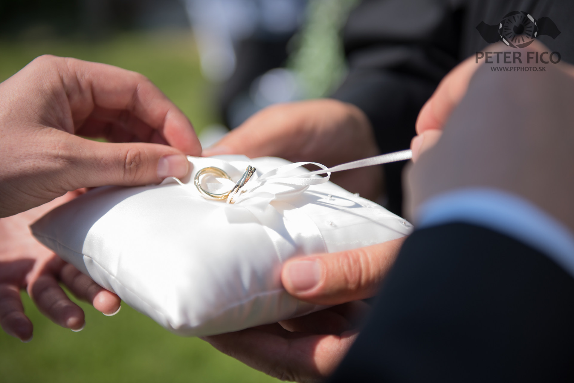 Svadobné fotky na ranči. Peter Fico svadobný a portrétny fotograf