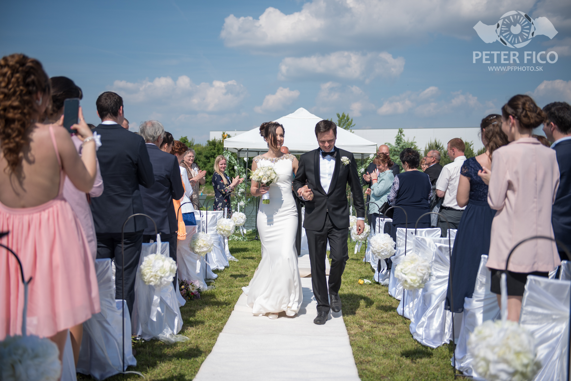 Svadobné fotky na ranči. Peter Fico svadobný a portrétny fotograf