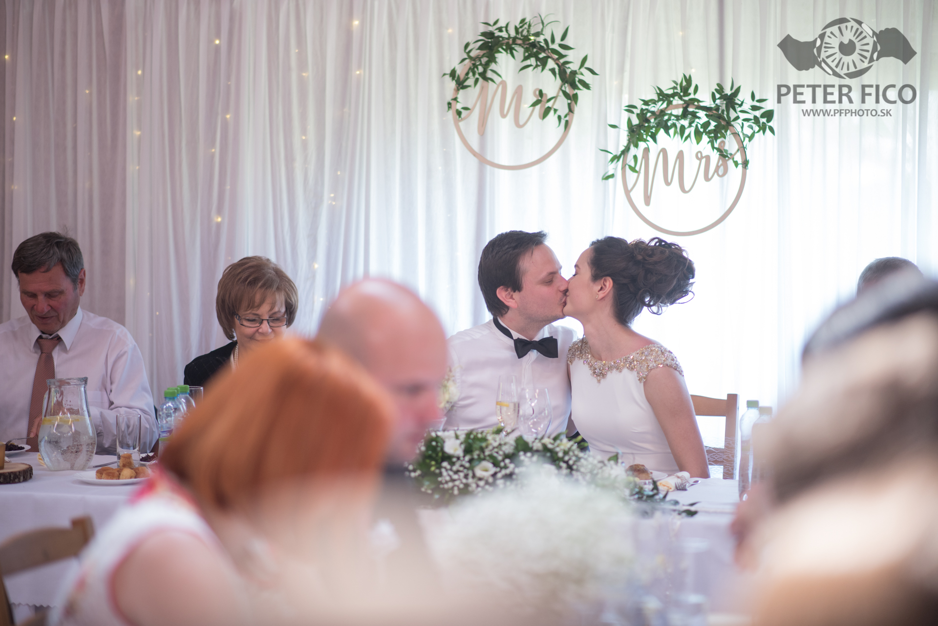 Svadobné fotky na ranči. Peter Fico svadobný a portrétny fotograf