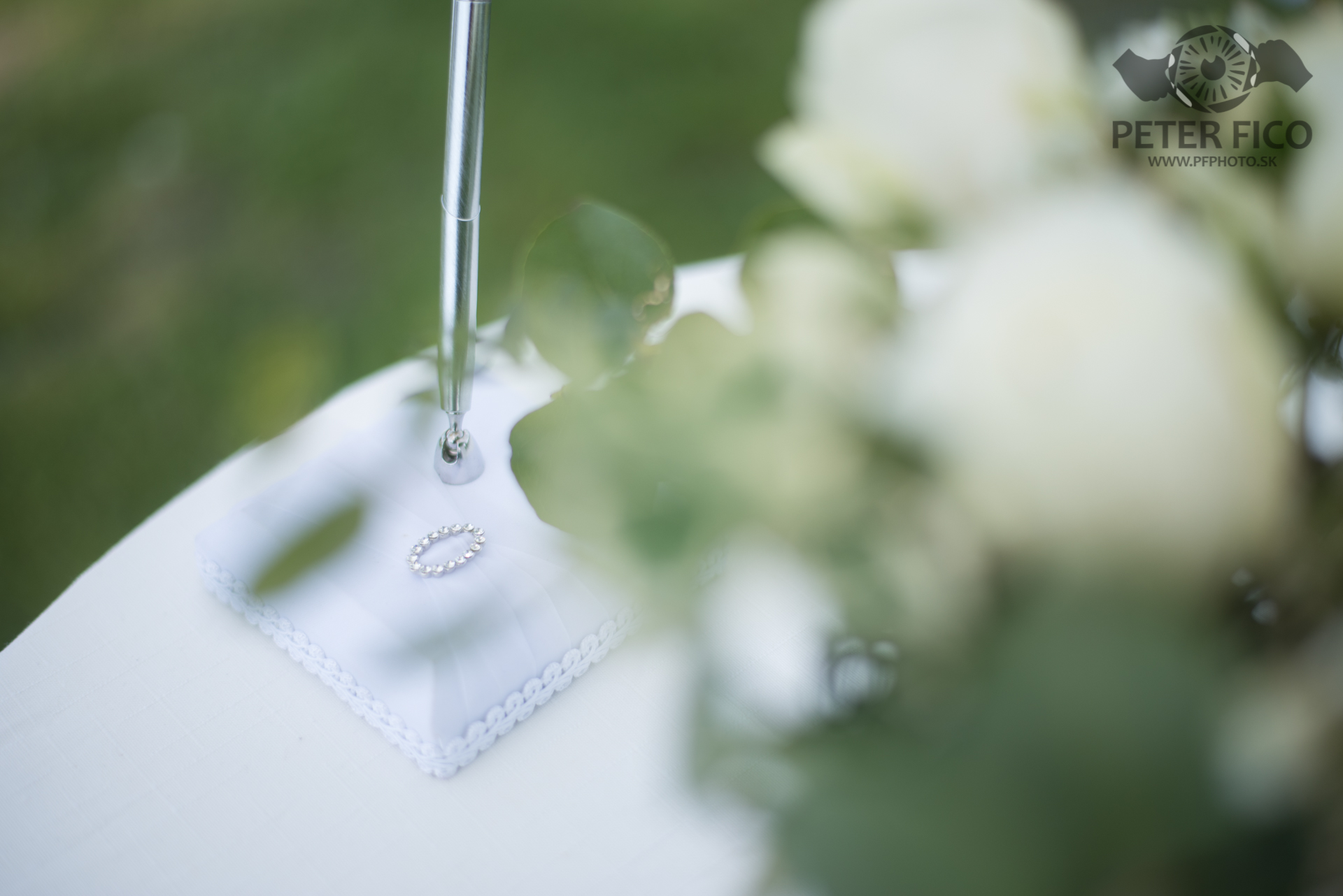 Svadobné fotky na ranči. Peter Fico svadobný a portrétny fotograf